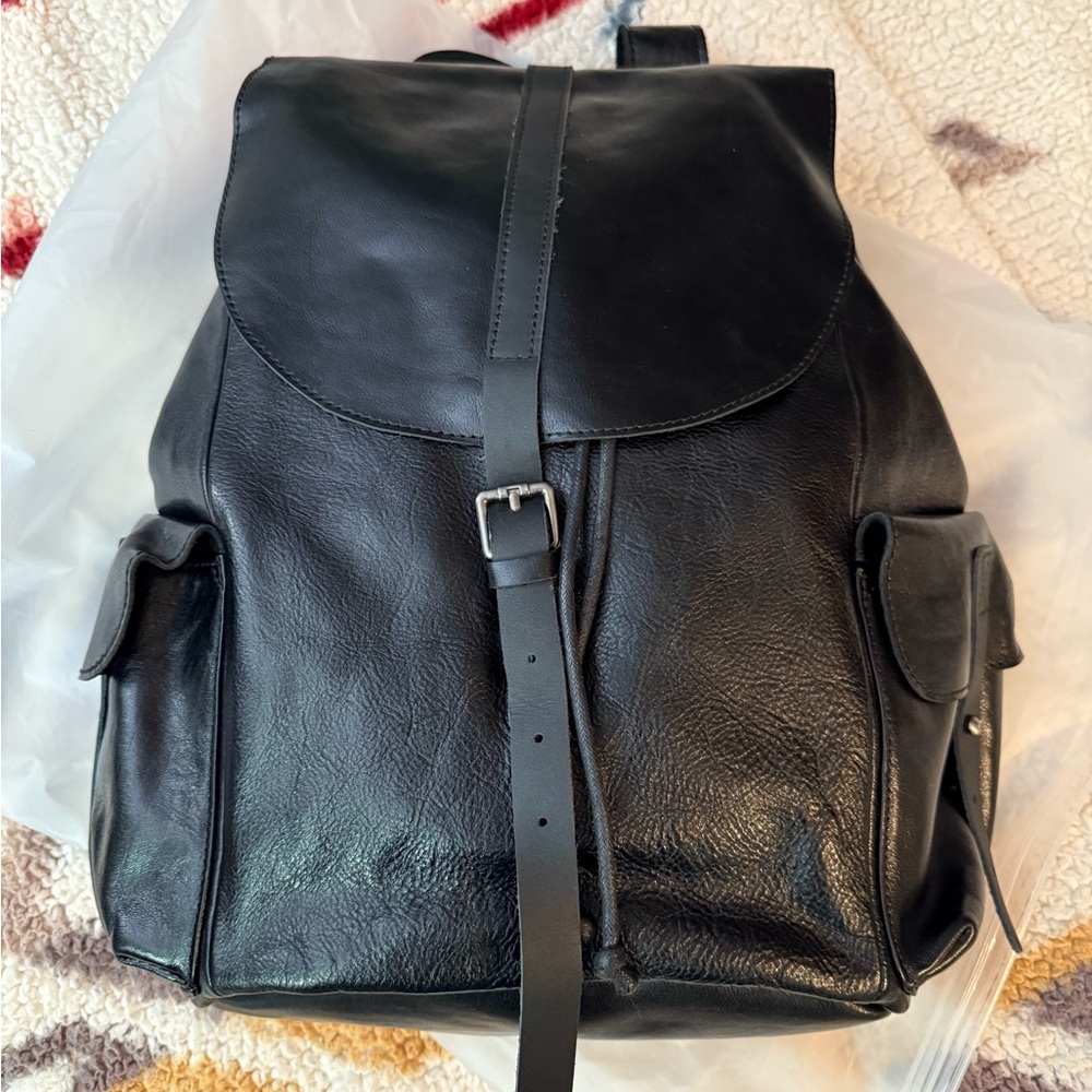 Handcrafted Paul Richard Black Leather Backpack